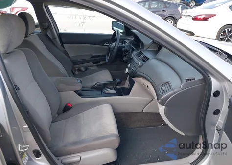 2010 Honda Accord 2.4 Lx из США, поврежденный, VIN 1HGCP2F32AA037716